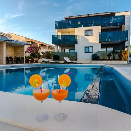 Resort Mirakul ヴィル エクステリア 写真
